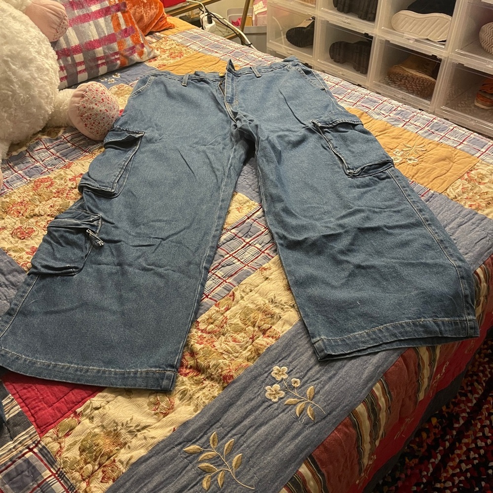 Universal Thread Blue Cargo Pants